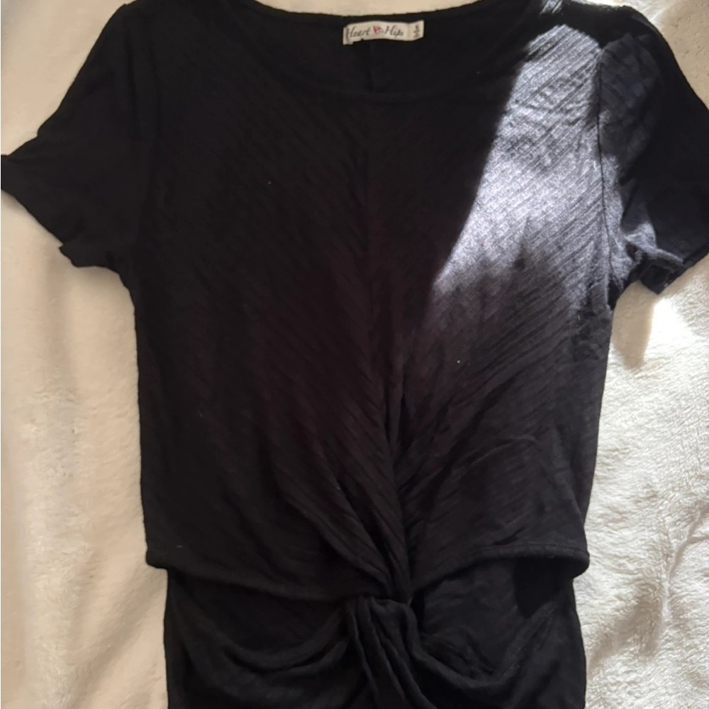 Black Knot Front Top